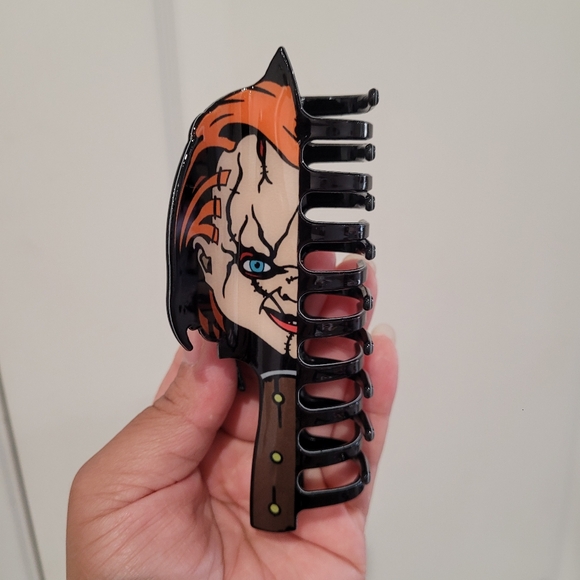 Chucky and Tiffany Hairclip - Picture 2 of 4